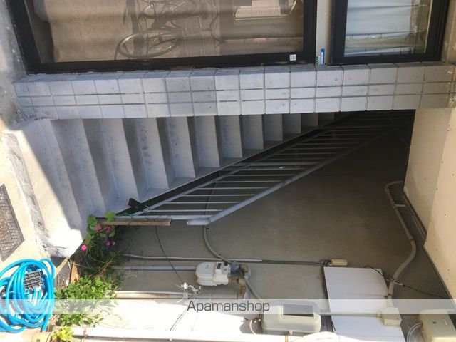 ニョゼリータの玄関写真