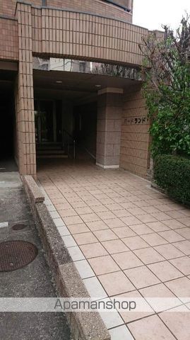 バードランドの玄関写真
