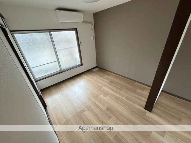 寝屋川市 2階建 築57年の内装写真
