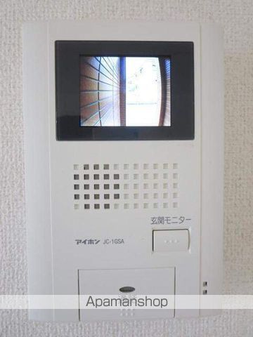 レクサスI Aの内装写真