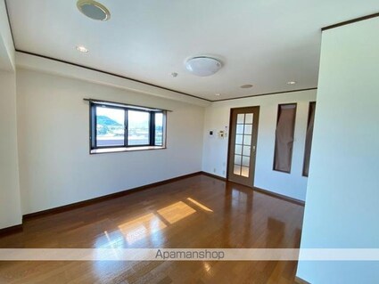 サウスプラザ六条[1LDK/49.6m2]の内装1