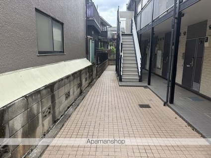 レオパレスＧＦ白鷺[1K/22.35m2]のエントランス