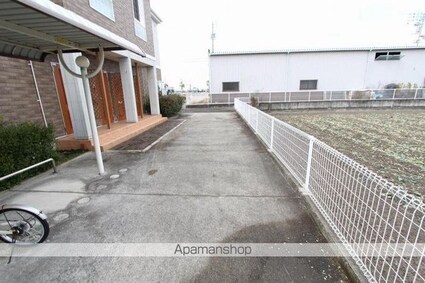 バウムＡ[2LDK/65.53m2]の共用部2