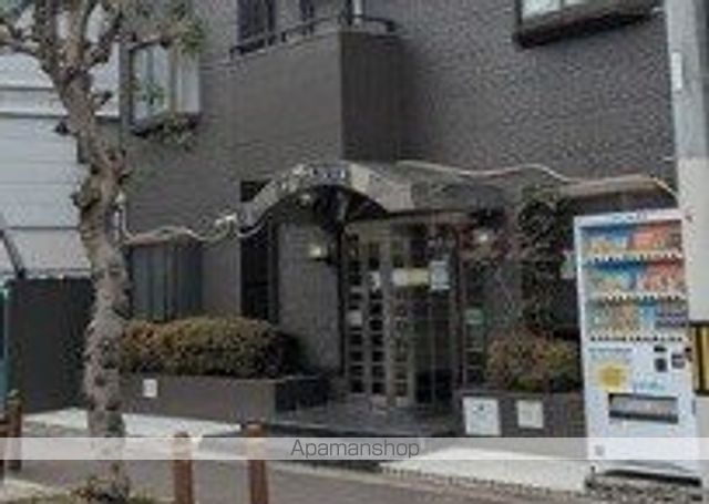 関目花博公館の玄関写真
