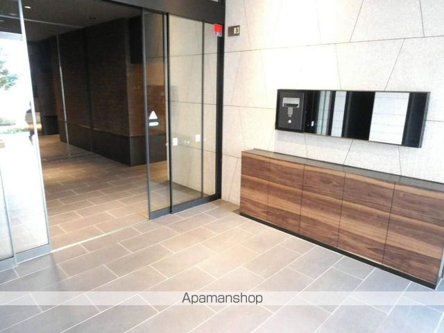 グランフォーレ千早マークスクエア ウエストウイングの玄関写真