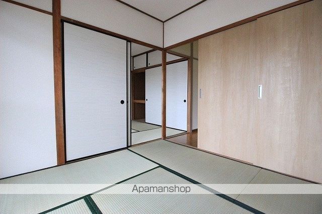 MTTビルの内装写真