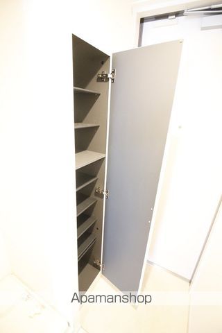 リブリ・あずまの内装写真