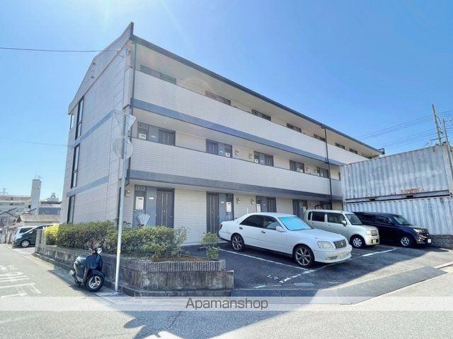 阪神本線 武庫川駅 徒歩16分 3階建 築30年の外観写真