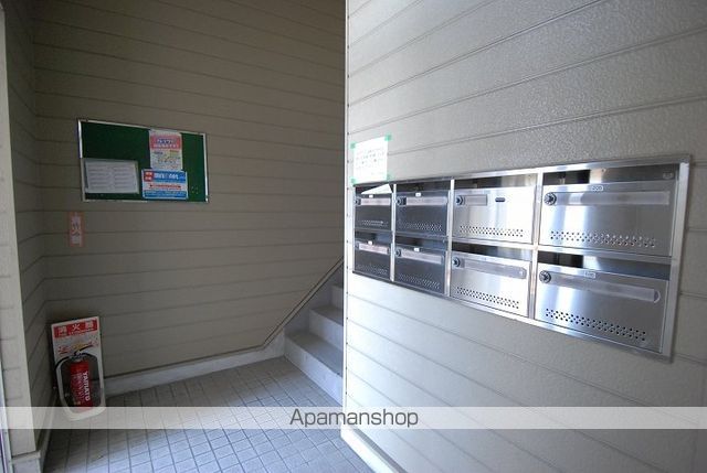 ヴィクトリアハウス花園の外観写真