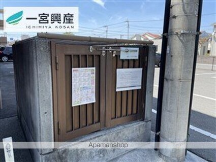 イヒラニハイツ[1R/35.28m2]の外観5