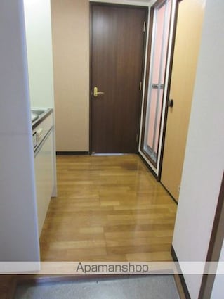 メゾン荻窪[1K/18.25m2]の玄関