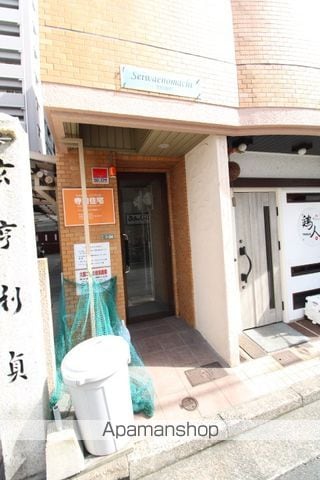 清和榎町の玄関写真