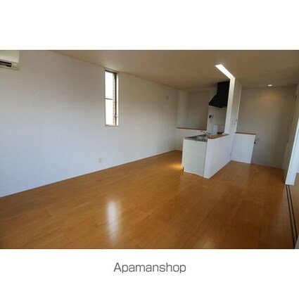 ユニキューブ希望ヶ丘　Ｂ棟　ペット同居パターン[3LDK/70.08m2]のリビング・居間