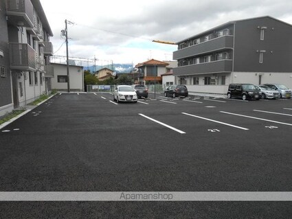 モルゲンロート　　光[2LDK/60.43m2]の駐車場