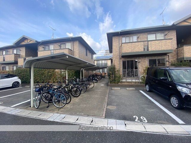 リビングタウン新宮G棟の玄関写真