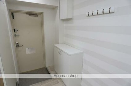 ベルコート四谷[2DK/45.36m2]の玄関