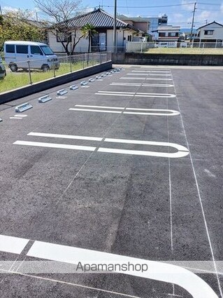 メゾン　フィーロ[2LDK/50.47m2]の駐車場