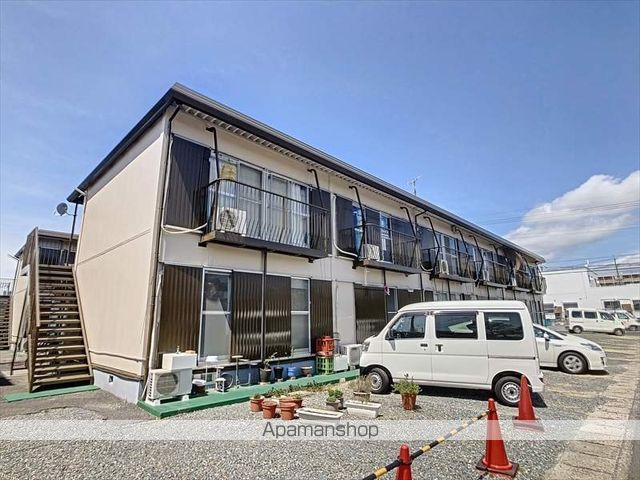 井上コーポB棟の外観写真