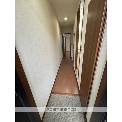 アンプルール フェール エアリーズIIの内装写真