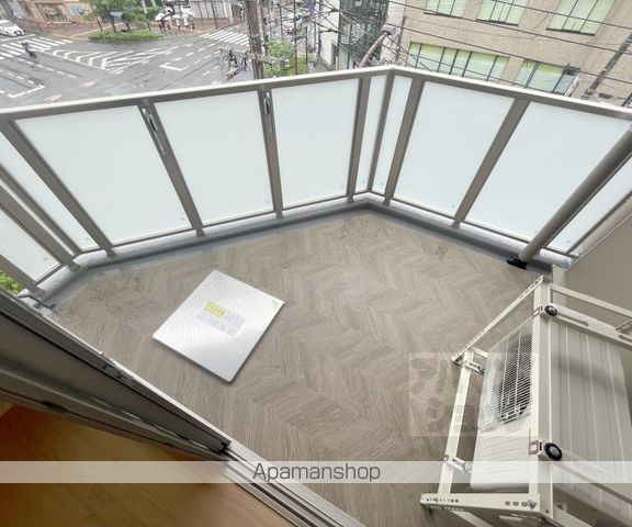 WEST FIELDの内装写真