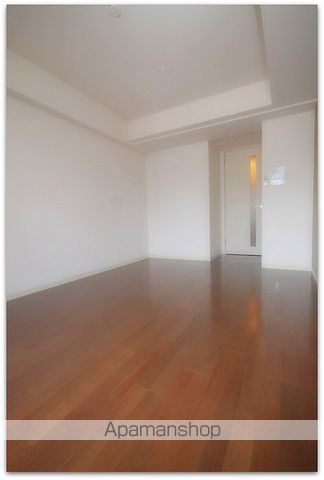 プライムアーバン御堂筋本町の内装写真
