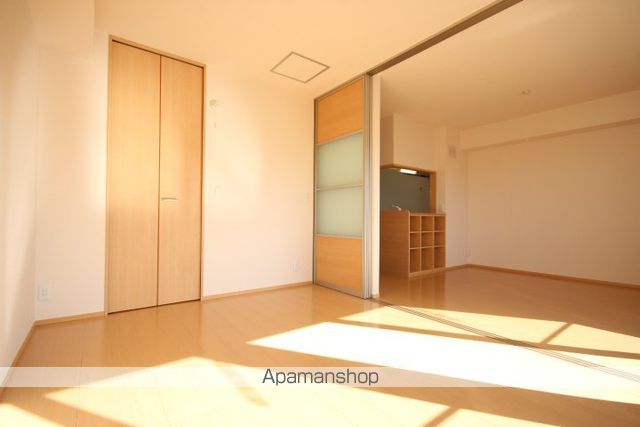 ルミエル Sの内装写真