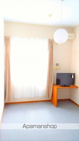 レオパレスワールド松戸新田の内装写真