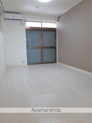 ポルシェ聖蹟桜ヶ丘Ⅱ[1R/19m2]のリビング・居間