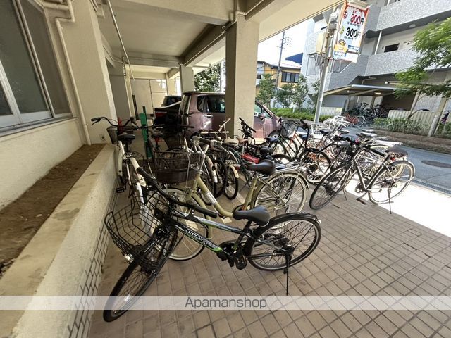 シャルル新大阪の内装写真
