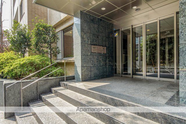 MFPRコート代官山の玄関写真