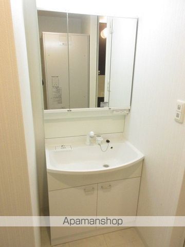 MODENA近代美術館の内装写真