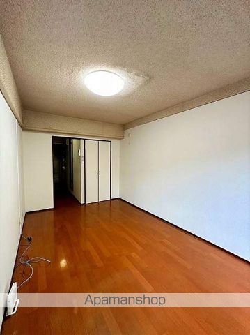 モッキンバードの内装写真