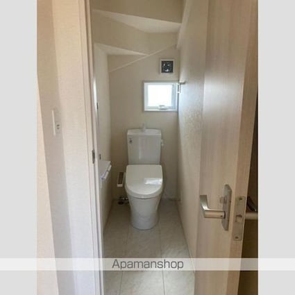 埼玉県春日部市粕壁東６丁目[3LDK/99.36m2]のトイレ