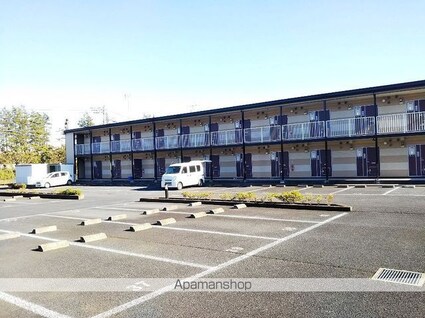 レオパレスティエラⅢ[1K/21.81m2]の駐車場