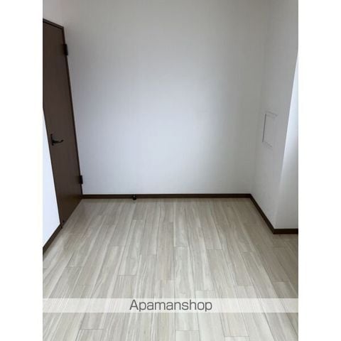 deuxieme SAWADAの内装写真