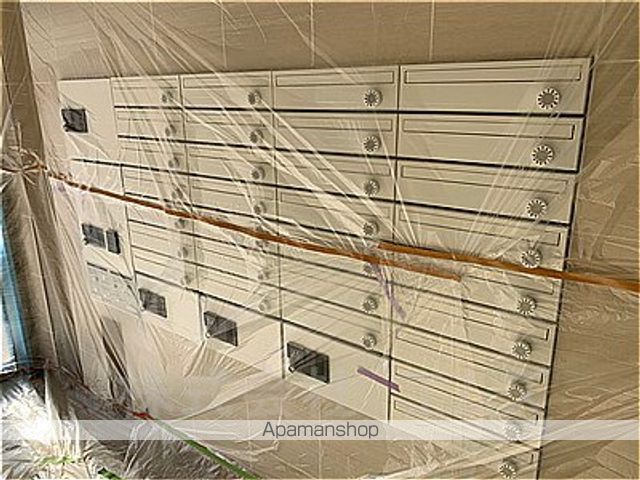 アスウェル美園フレットの玄関写真