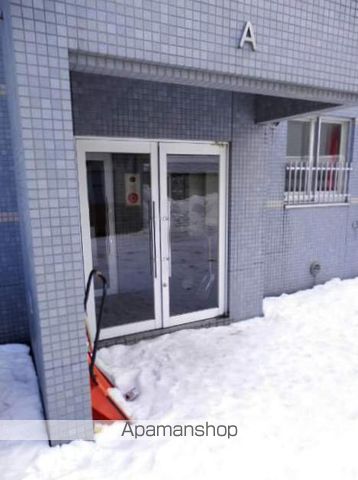 ローヤルハイツ菊水元町の外観写真