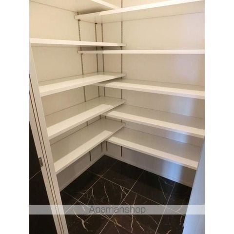 PASEO上野御徒町の内装写真