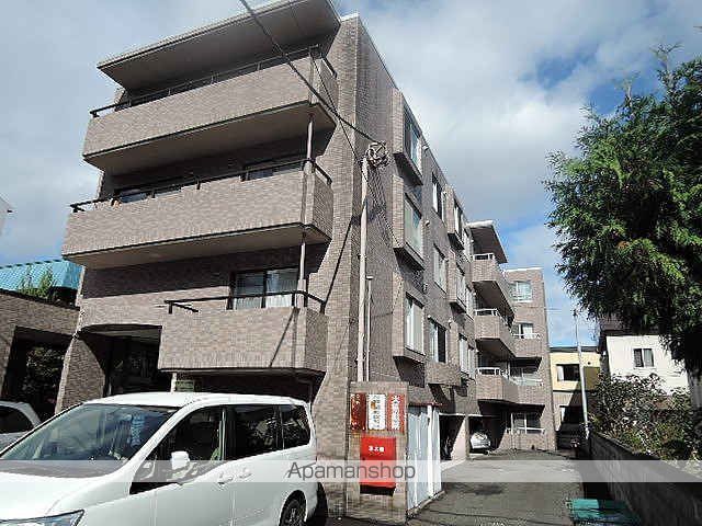 山鼻コンパウンドの外観写真