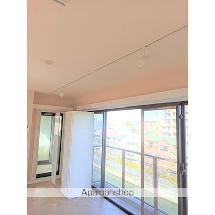ザ・リバーハウス[1R/42.9m2]のリビング・居間4