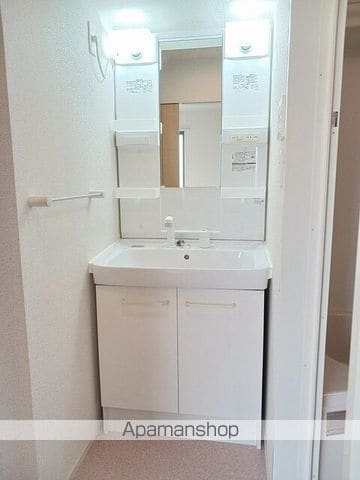 紀勢本線 紀三井寺駅 徒歩12分 3階建 築11年の内装写真