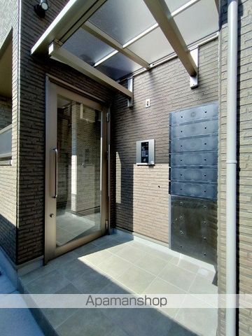 クオーレ南正雀駅前の玄関写真