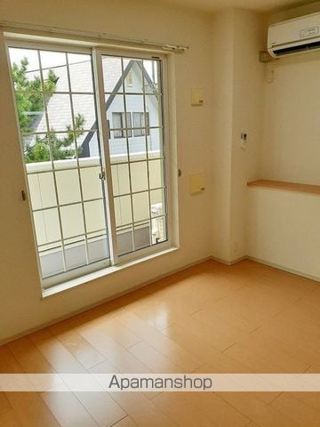 スカイハイツ儀徳IIの内装写真
