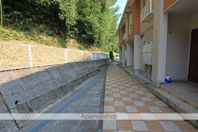 サニーコート江の玄関写真