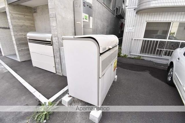 タクニヴァスのその他写真