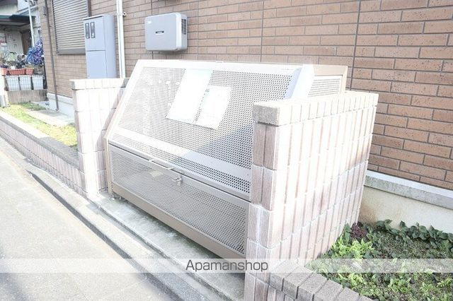 POLARISの外観写真