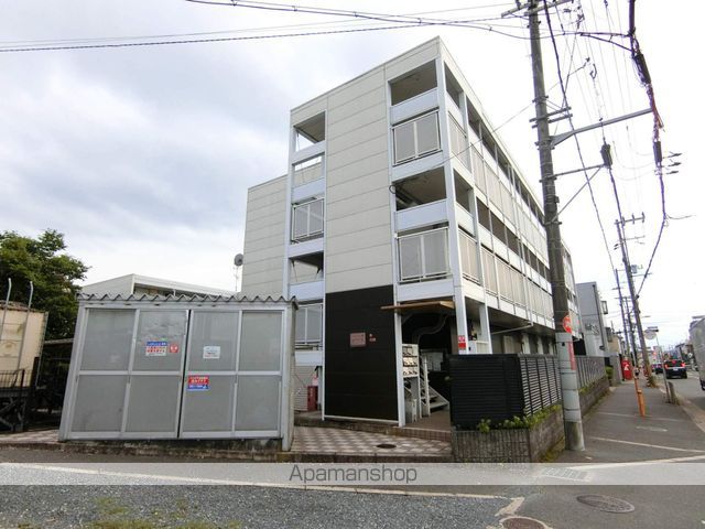 レオパレスプランタン参番館の外観写真