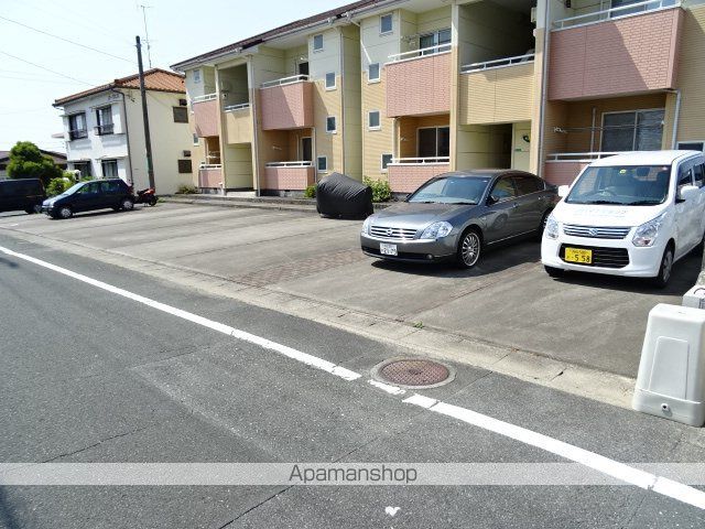 セントハウスII西棟の外観写真