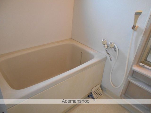 ファミール末吉の内装写真