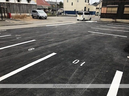 アリエッタ[1K/25.2m2]の駐車場2